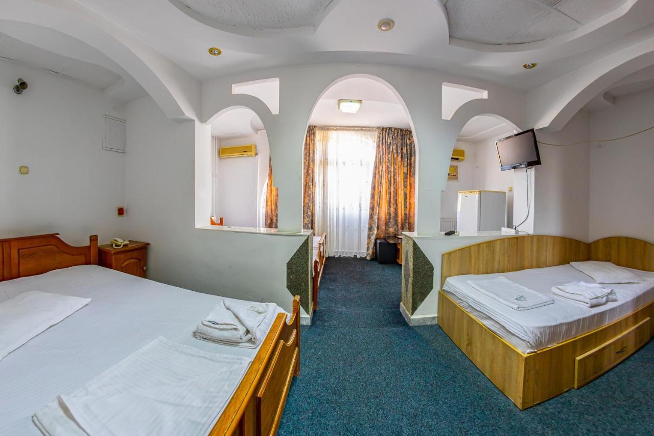 Motel Dasiana Târgu Jiu Eksteriør billede
