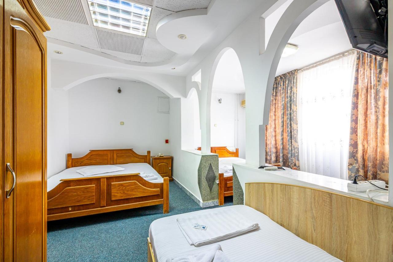 Motel Dasiana Târgu Jiu Eksteriør billede