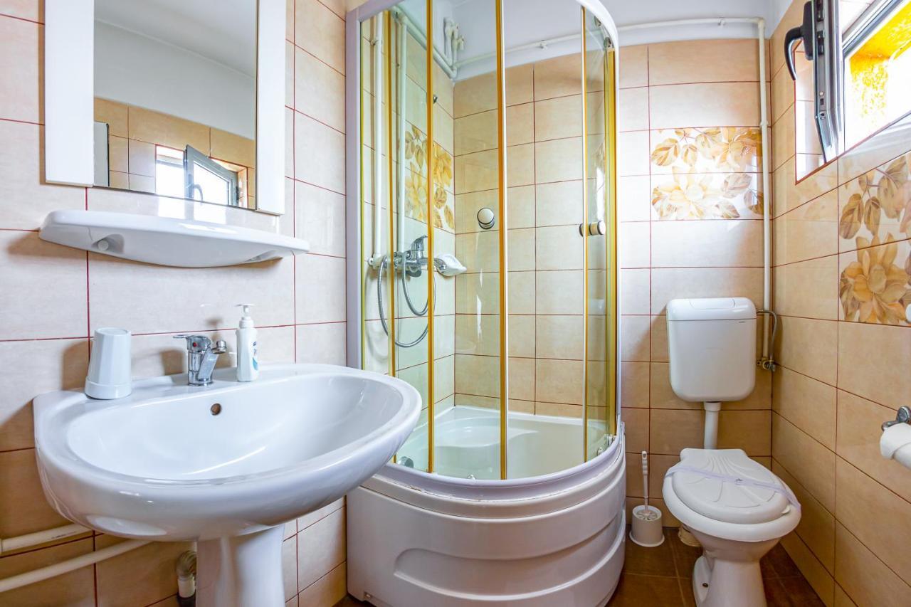 Motel Dasiana Târgu Jiu Eksteriør billede
