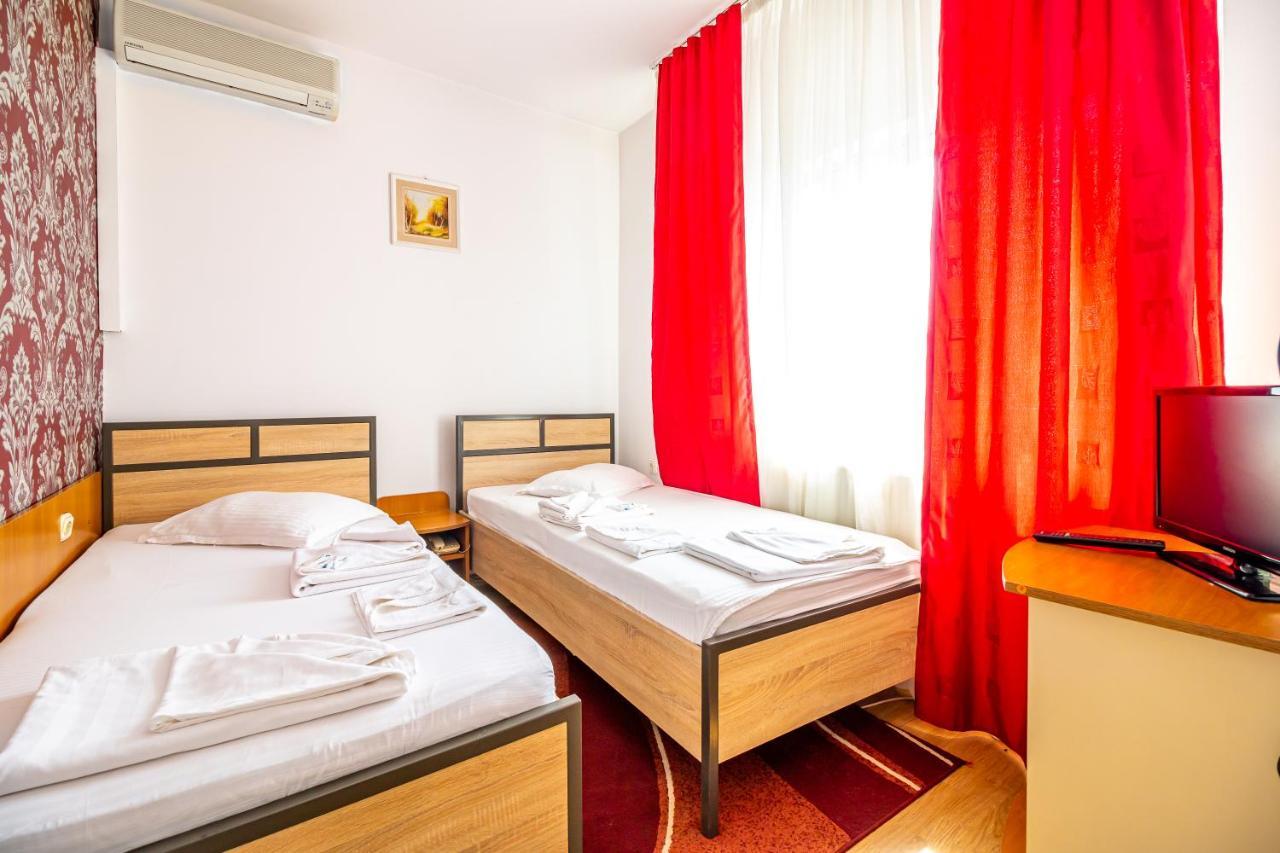 Motel Dasiana Târgu Jiu Eksteriør billede